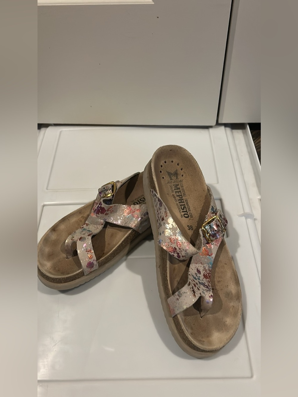 Mephisto Women’s Metallic Beige Multicolor Sandals